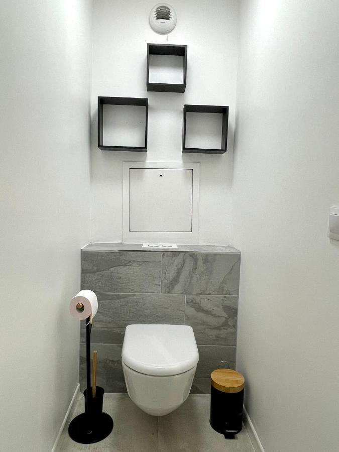 Apartment Fontaine Rouge: Disneyland Paris Adjacent With Outlet Shopping Chessy (Seine-et-Marne)